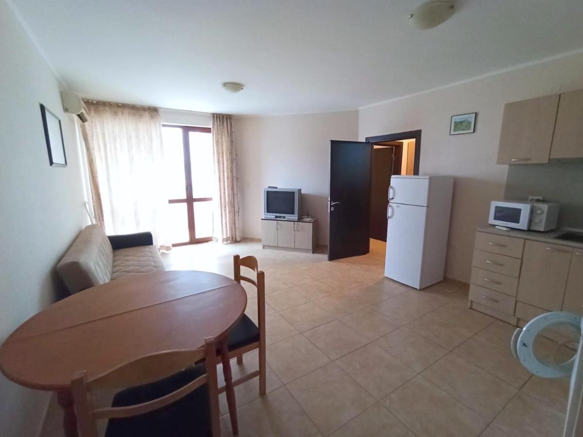 Private Apartments In Apolon Rawda Exterior foto