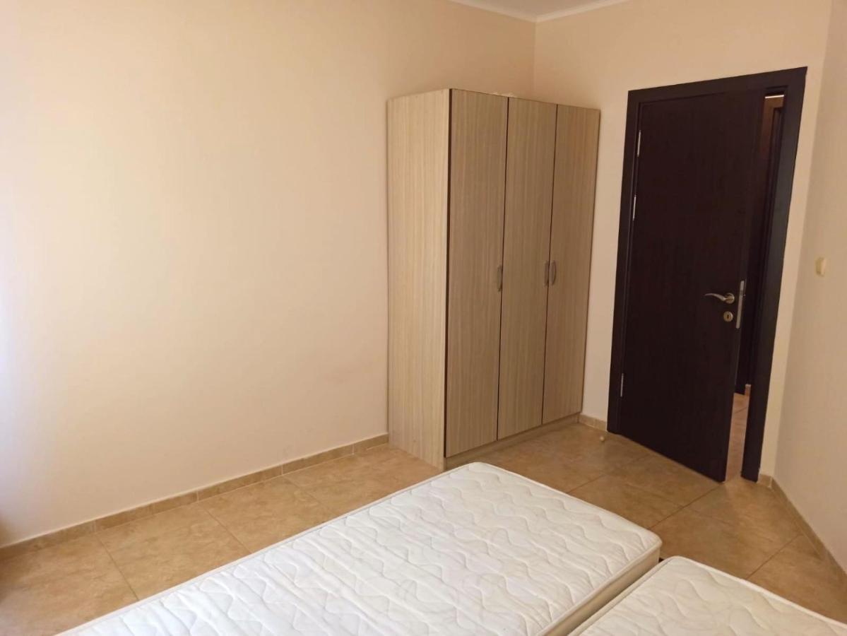 Private Apartments In Apolon Rawda Exterior foto