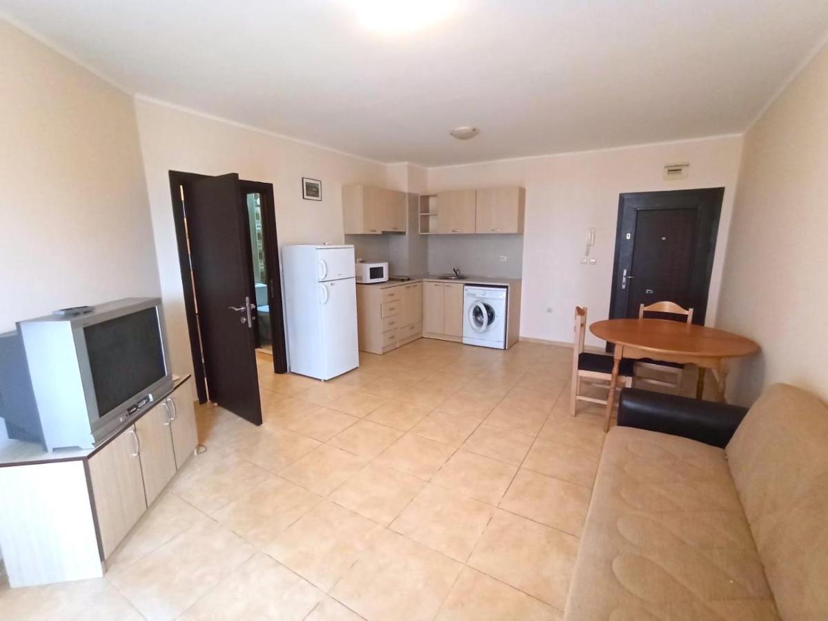 Private Apartments In Apolon Rawda Exterior foto