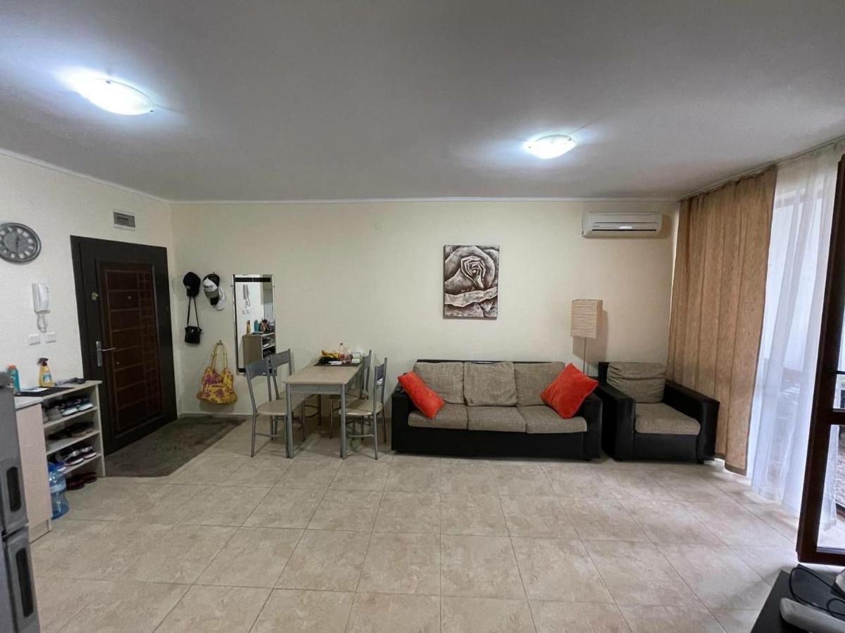 Private Apartments In Apolon Rawda Exterior foto