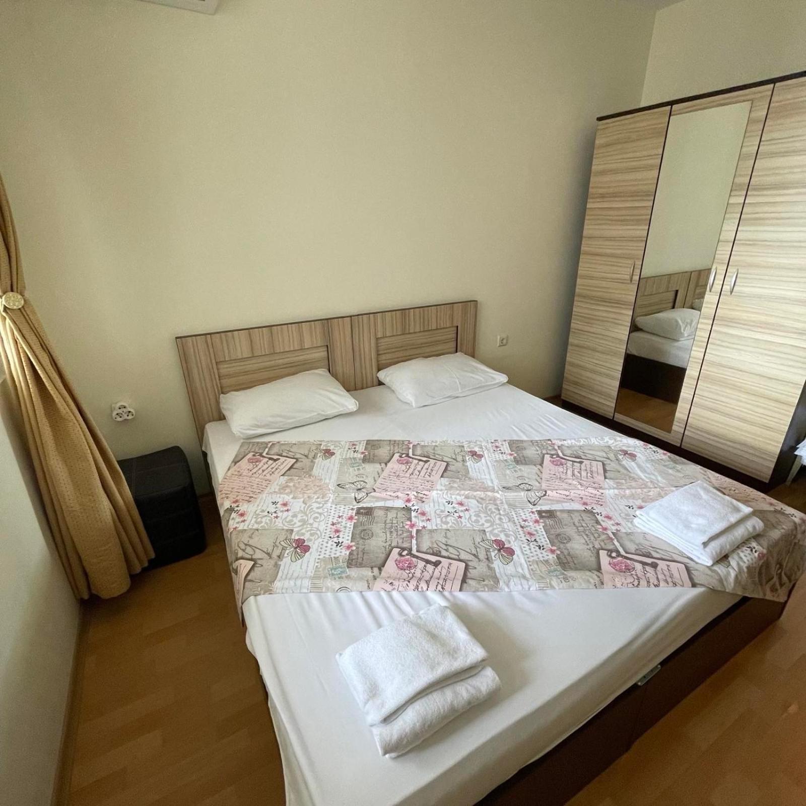 Private Apartments In Apolon Rawda Exterior foto