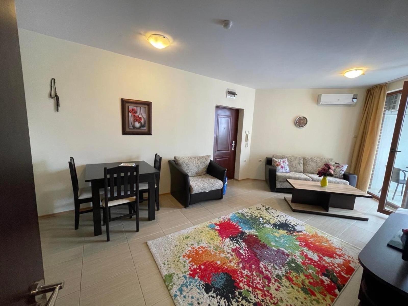 Private Apartments In Apolon Rawda Exterior foto